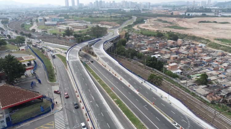 Novo Viaduto Corredor Oeste melhora a mobilidade em Carapicuíba